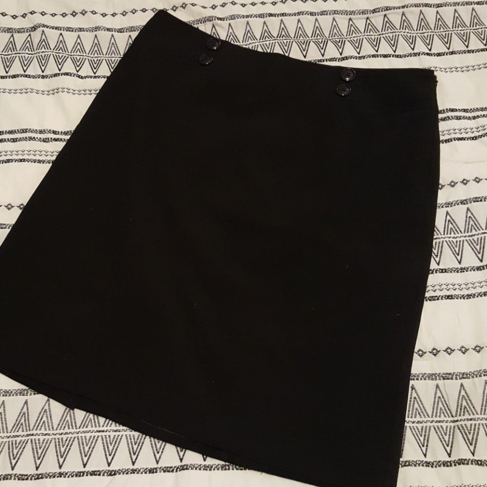 Black pencil skirt